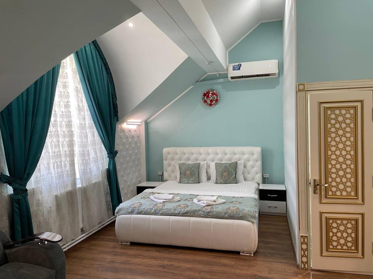 Eurasia Business Hotel Bukhara Esterno foto